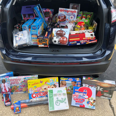 toys-for-tots-2022-400